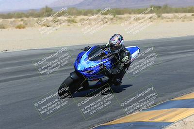 media/Mar-24-2025-Moto Forza (Mon) [[57ce5c5cff]]/3-Beginner Group/Session 3 (Turn 6 Inside)/
